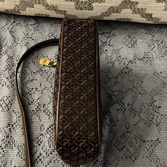 Authentic vintage Pre owned Loewe Camera bag - Picture 12 of 14